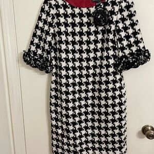 Chic Black and White Houndstooth Dress